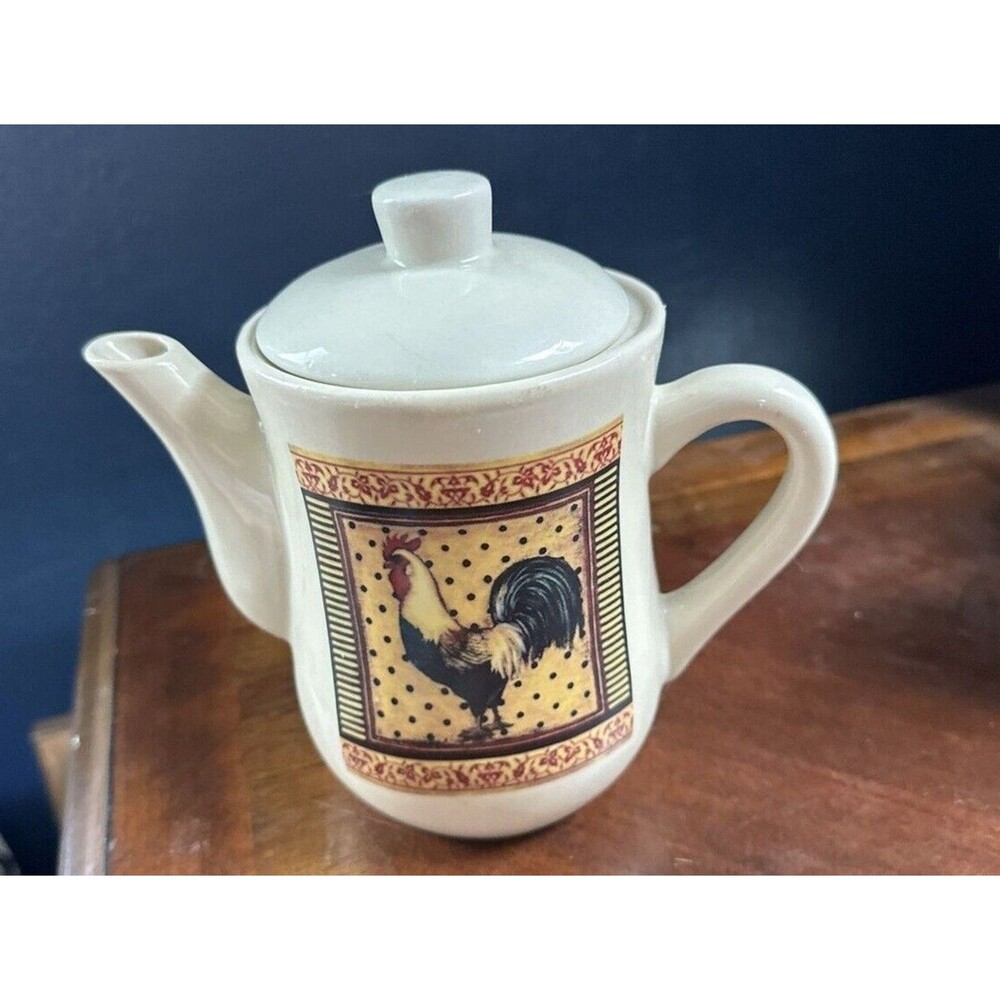 Vintage Bay Island Inn Rooster  Country Style Spouted 2-Cup Teapot 5"
